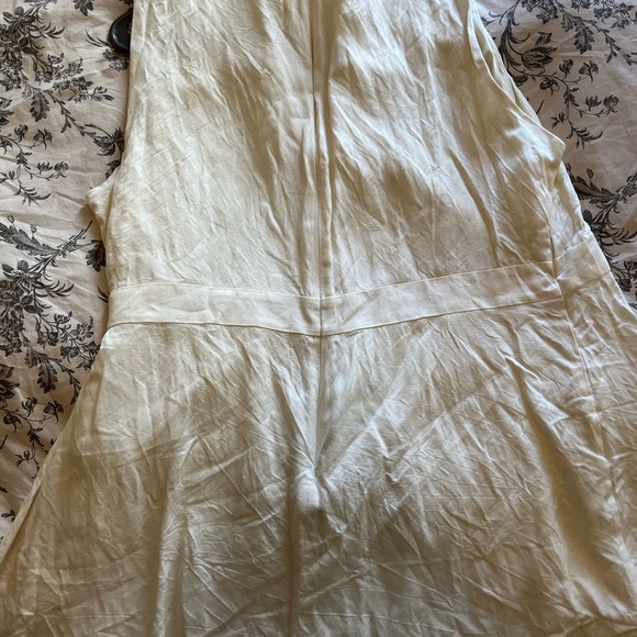 Linen summer dress - Picture 4 of 5